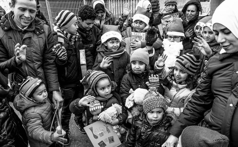 Babbo Natale dalle lavoratrici licenziate